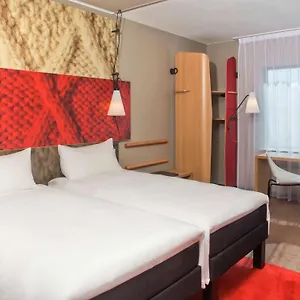Ibis Centrum Otel