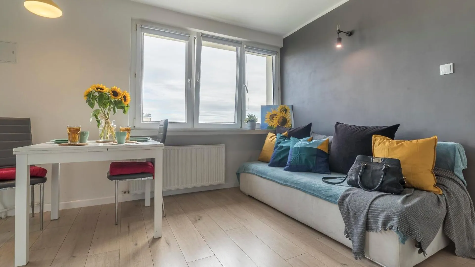 Legnicka Apartment Close To The City Center Of Wroclaw By Rent Like Home