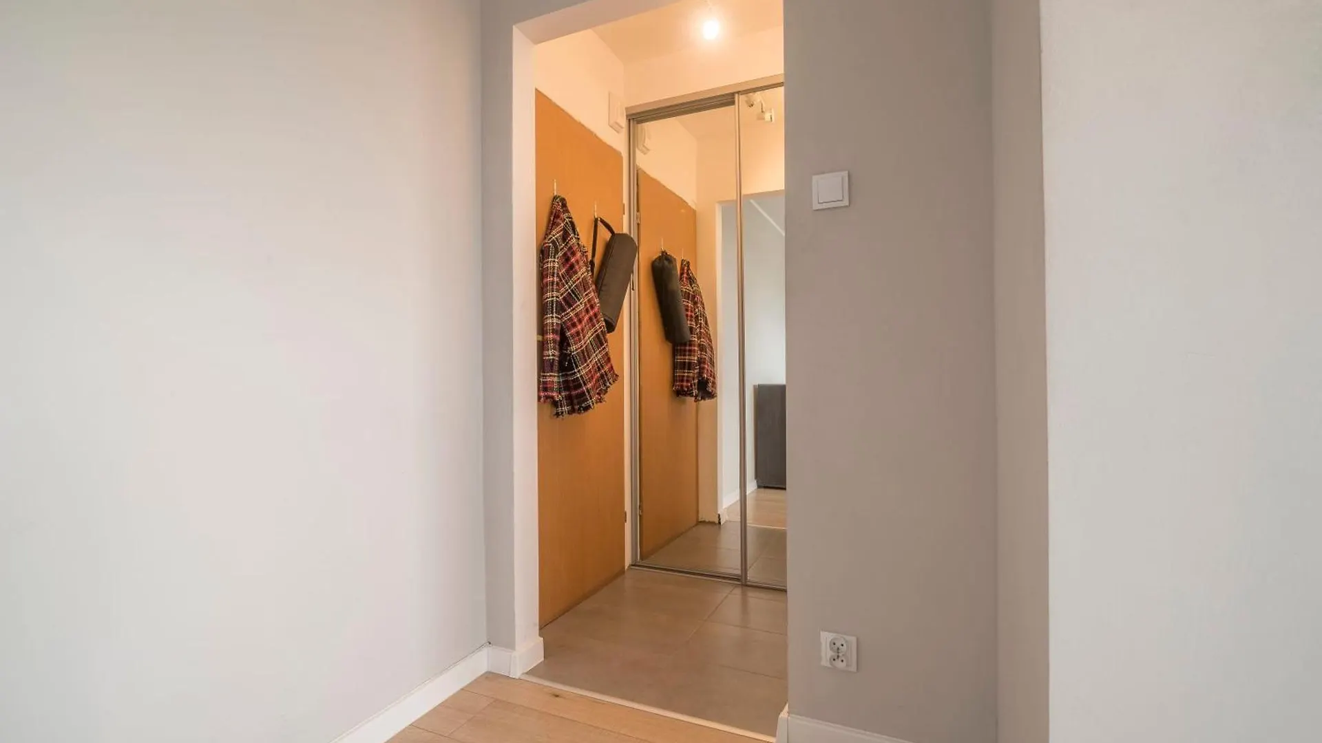 Legnicka Apartment Close To The City Center Of Wroclaw By Rent Like Home