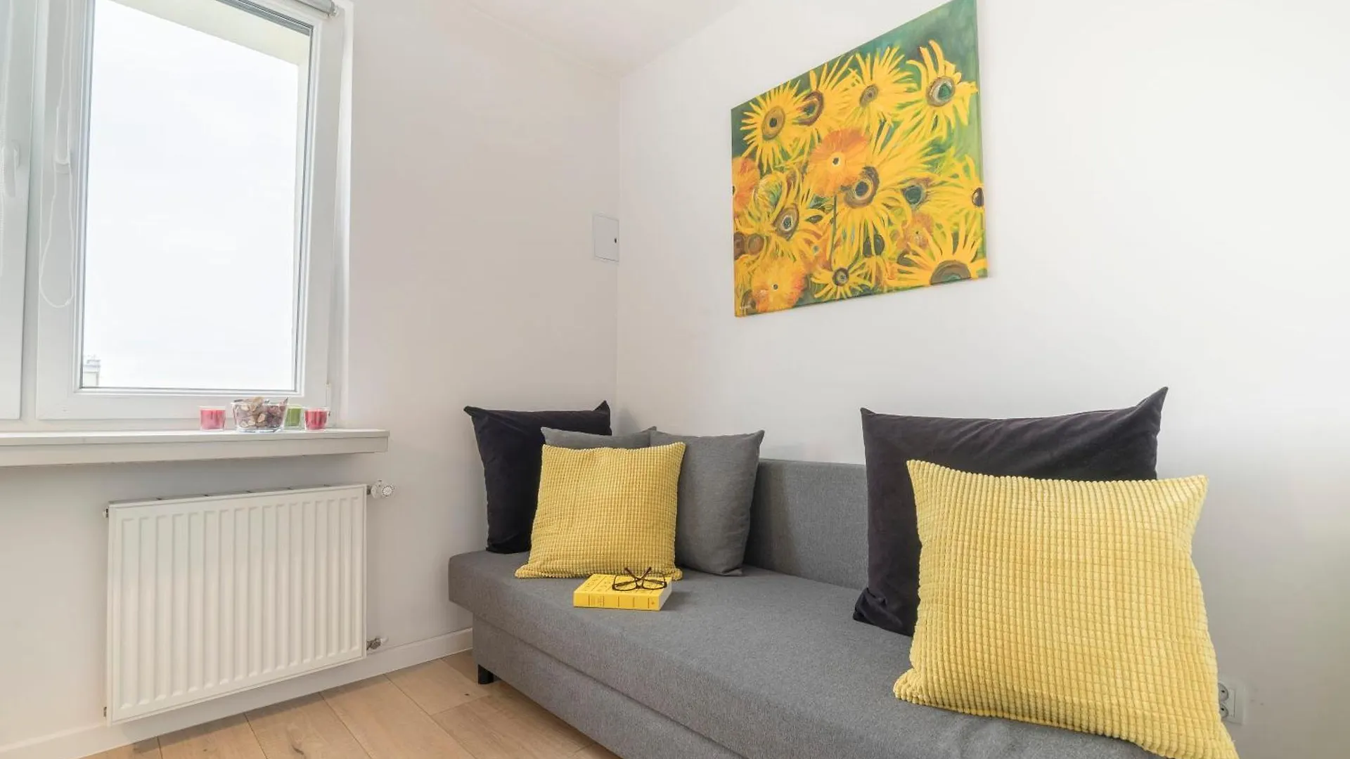 Legnicka Apartment Close To The City Center Of Wroclaw By Rent Like Home Poland