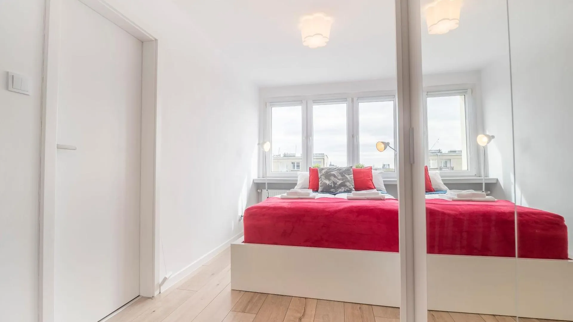Legnicka Apartment Close To The City Center Of Wroclaw By Rent Like Home Poland